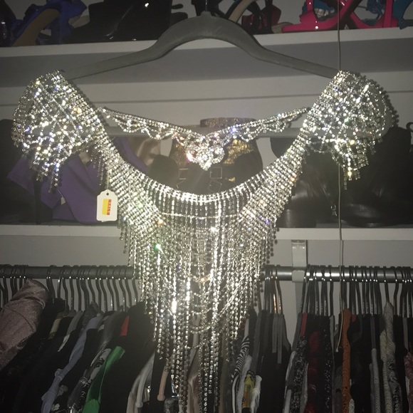 Nasty Gal Dripping In Crystals Body Chain - Picture 8 of 10